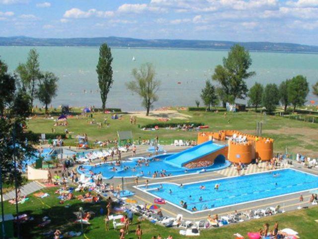 Beach Ap 2 Balatonlelle Ngoại thất bức ảnh